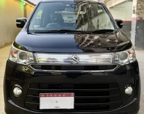 Suzuki Wagon R Stingray 660cc Japanese.
