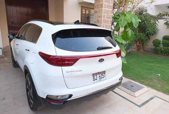 Kia Sportage FWD 2021 Only “”53,000″”kms 2nd Owner in