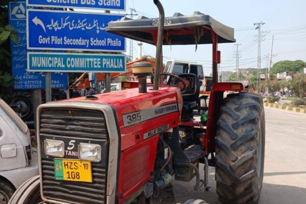 Mf 385 urgent for sale model 18