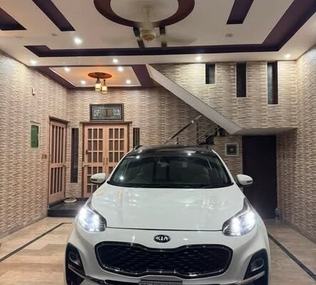 Kia sportage 2021 model FWD