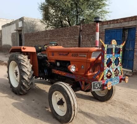 New Holland 480 2015