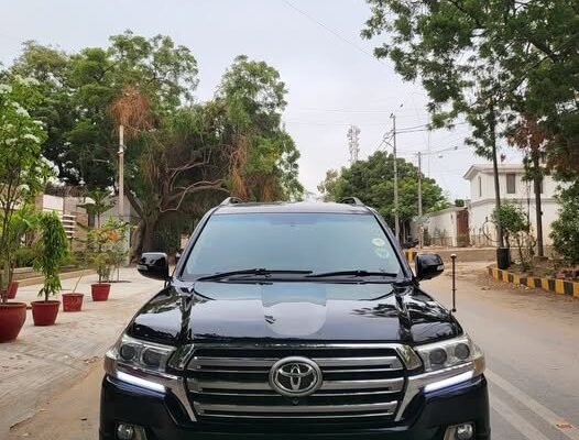 Toyota Land Cruiser AXG
