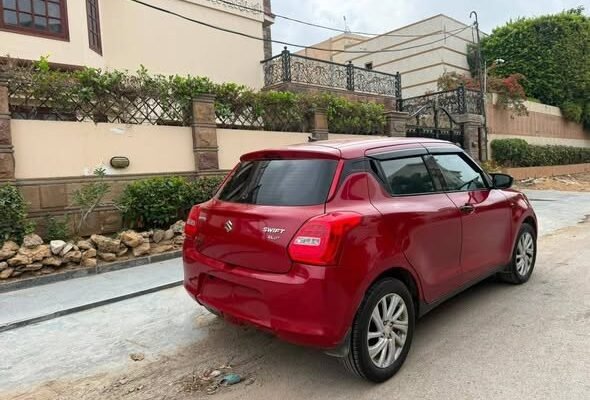 Suzuki swift GL cvt Model 2022